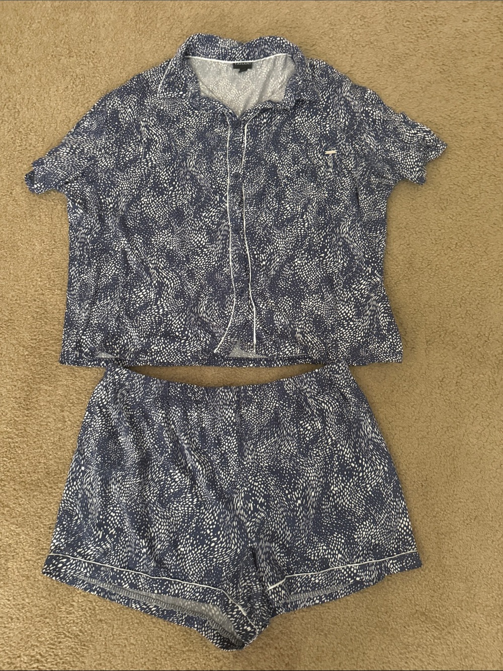 Women’s pajamas short  set  Tahari size XL